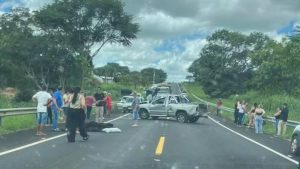Capotamento fatal casal morte filho ferido